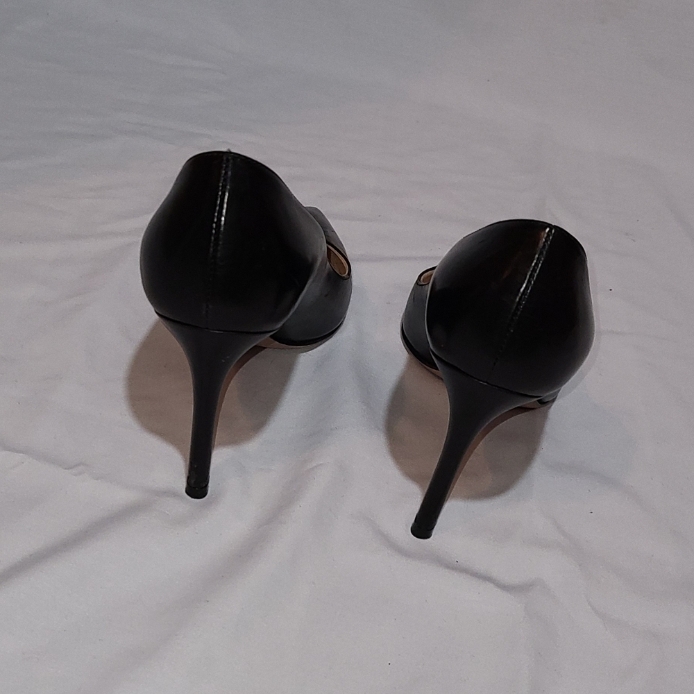 Prada Milano Black Leather Pumps - Picture 5 of 5